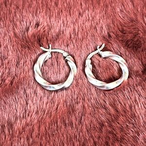 Sterling Silver twist hoop earrings EUC